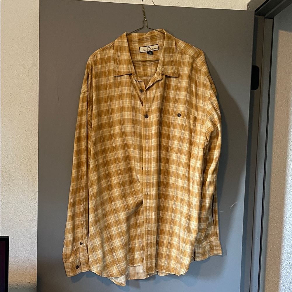 Tommy Bahama Yellow Plaid Casual Button Down Shirt